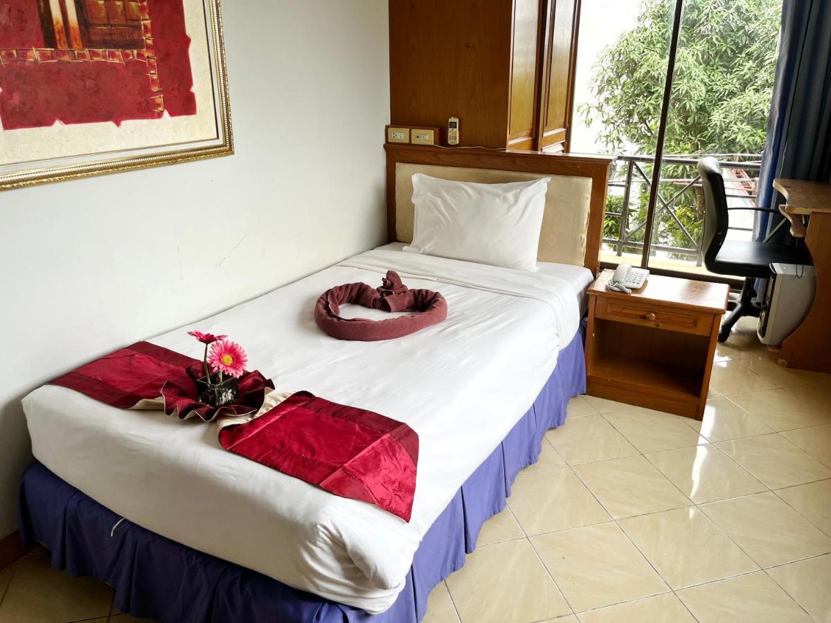 Lamai Guesthouse Patong Exterior photo