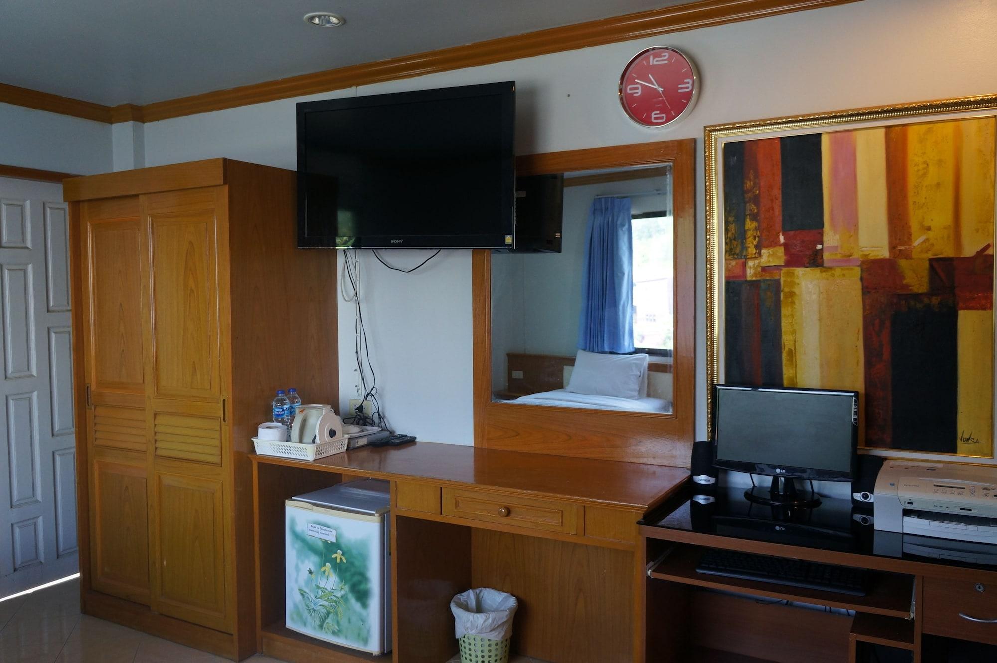 Lamai Guesthouse Patong Exterior photo
