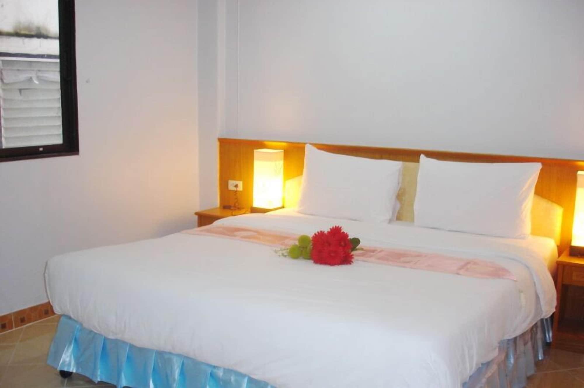 Lamai Guesthouse Patong Exterior photo